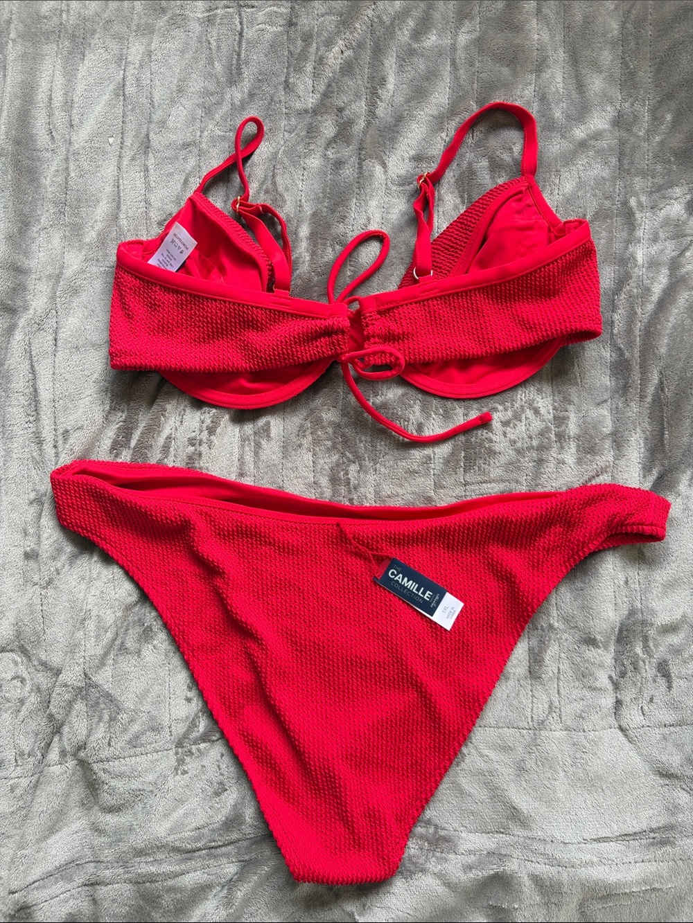 Red Textured Underwire Bikini Set - Picture 2 of 3